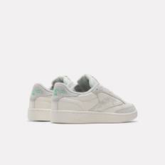 Reebok x Friends With Animals Club C 85 skor - Chalk/Chalk/Glegrn