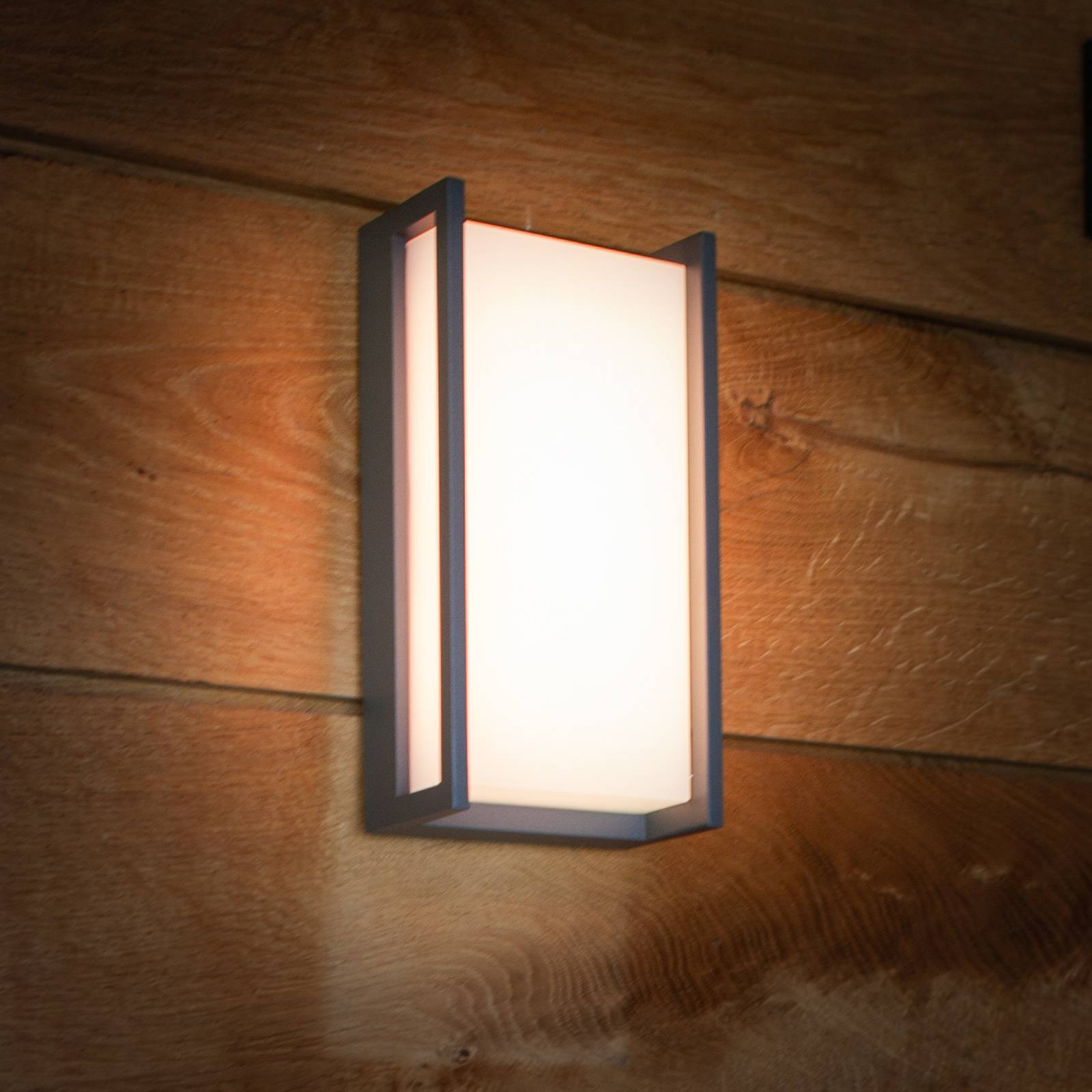 LUTEC connect LED-smart utomhusvägglampa QUBO, mörkgrå 22 cm IP54 RGB CCT QUBO, Aluminium / grå / zink, Aluminium / grå / zink, Modern, Utomhusvägglampa