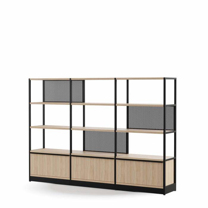 Reol med 9 rum COMBUS.