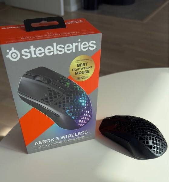 SteelSeries Aerox 3 Wireless Gaming Mus