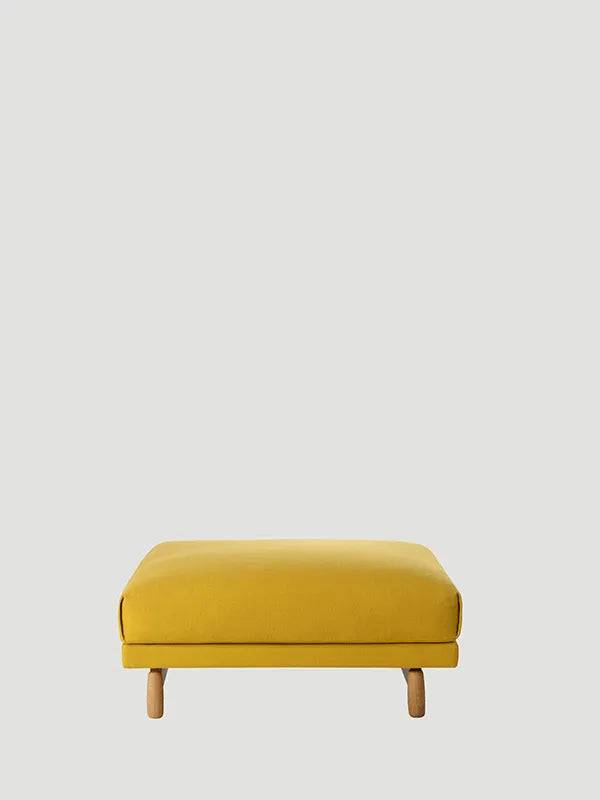 Rest puf fra Muuto Yellow - Hallingdal 457 / Sort - Jacobsen Plus