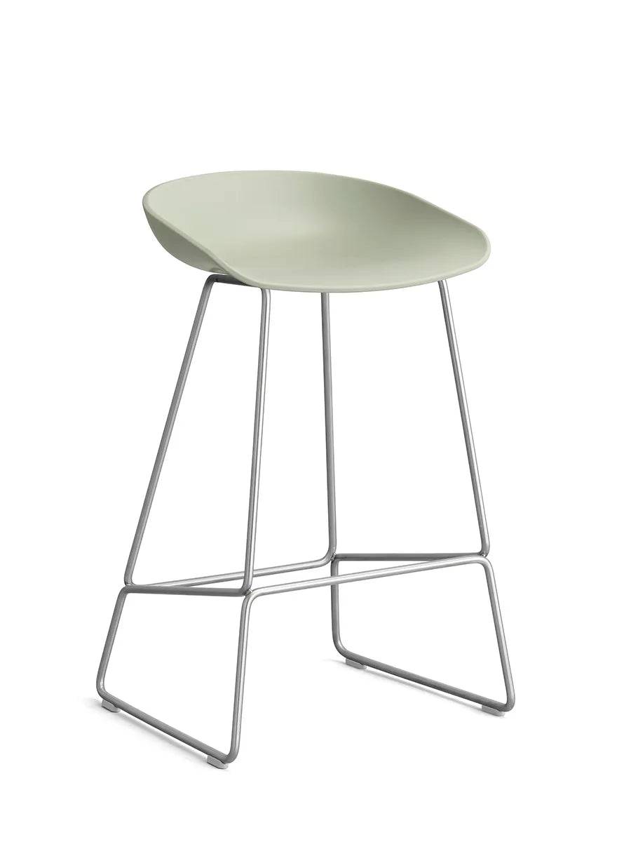 About a Stool AAS38 fra Hay Lav - B 47 x D 45 x H 65-76 cm / Pastel green / Rustfrit stål - Jacobsen Plus
