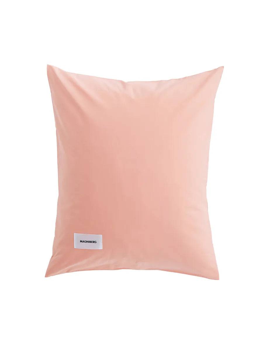 Pure Poplin Pillow Cover Single 60x63 cm fra Magniberg Peach - Jacobsen Plus