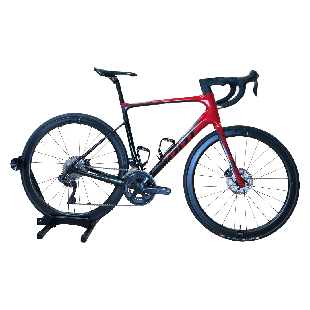 Giant Defy Pro Di2 Carbon - Shimano Ultegra Di2 - Giant SLR2 Carbon