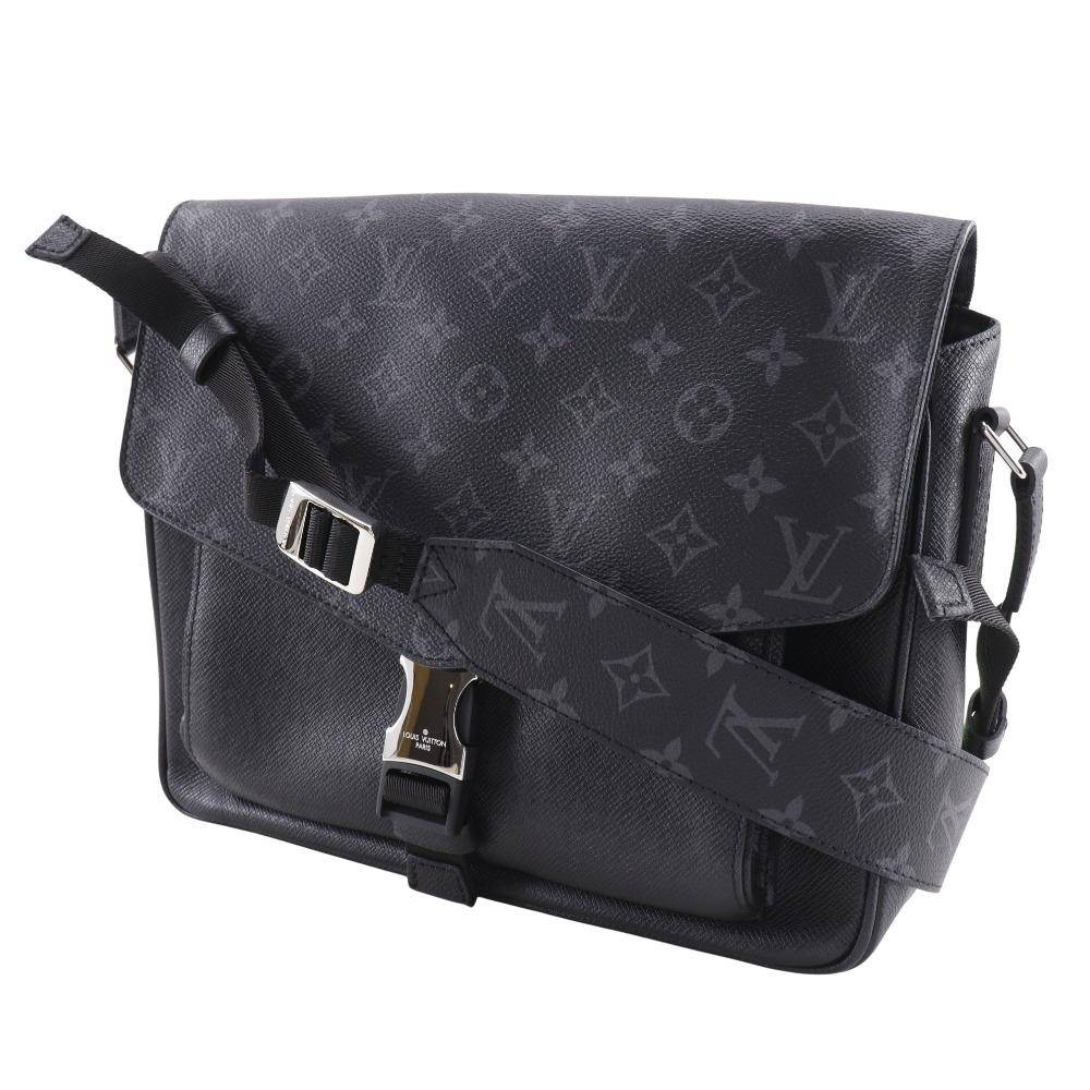 Louis Vuitton Vintage Louis Vuitton Messenger W 6.5cm x L 30cm x D 24cm - Skuldertasker hos Magasin.
