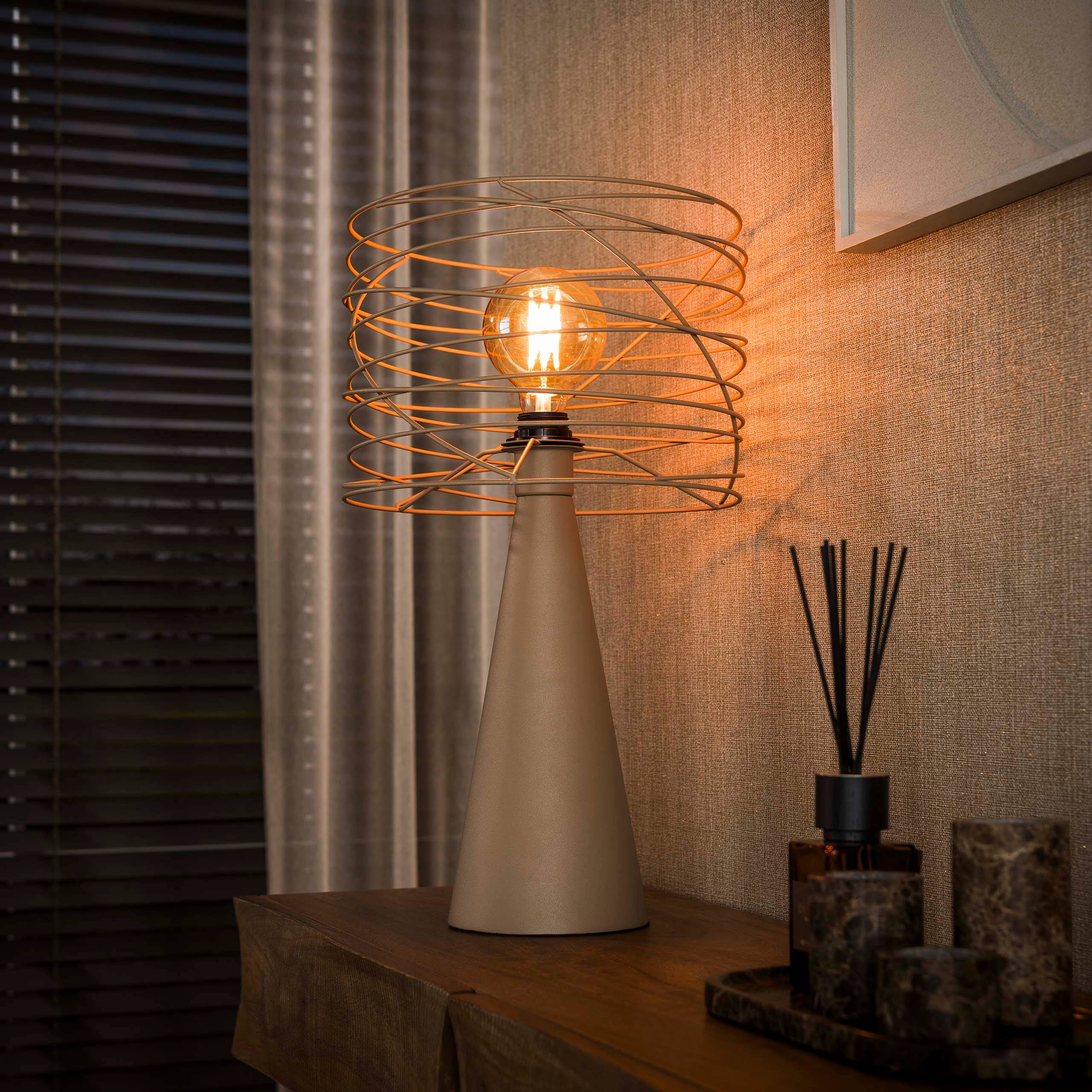 Curly - Bordlampe i beige metal Levering uden pære