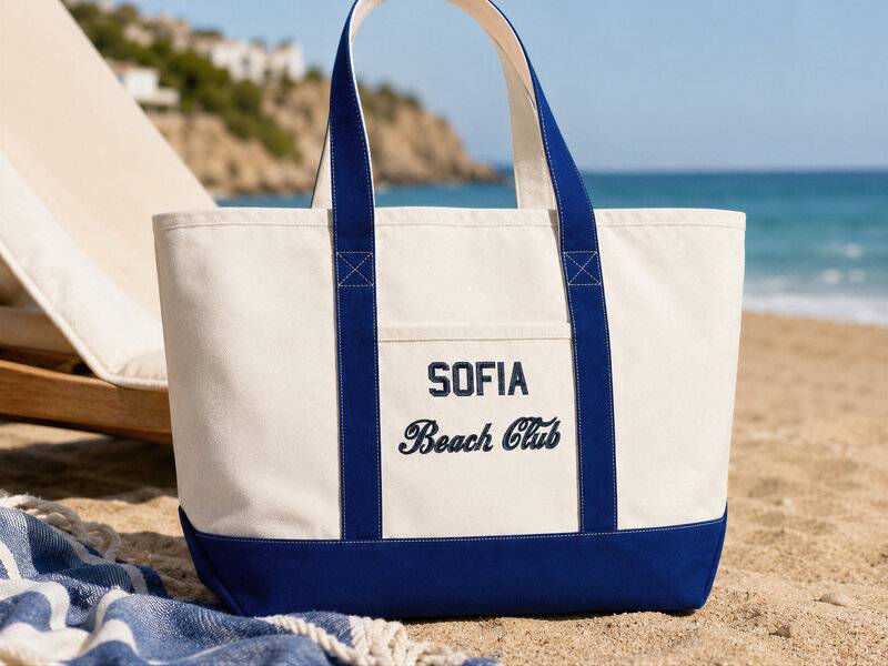 Strandtaske med broderet tekst