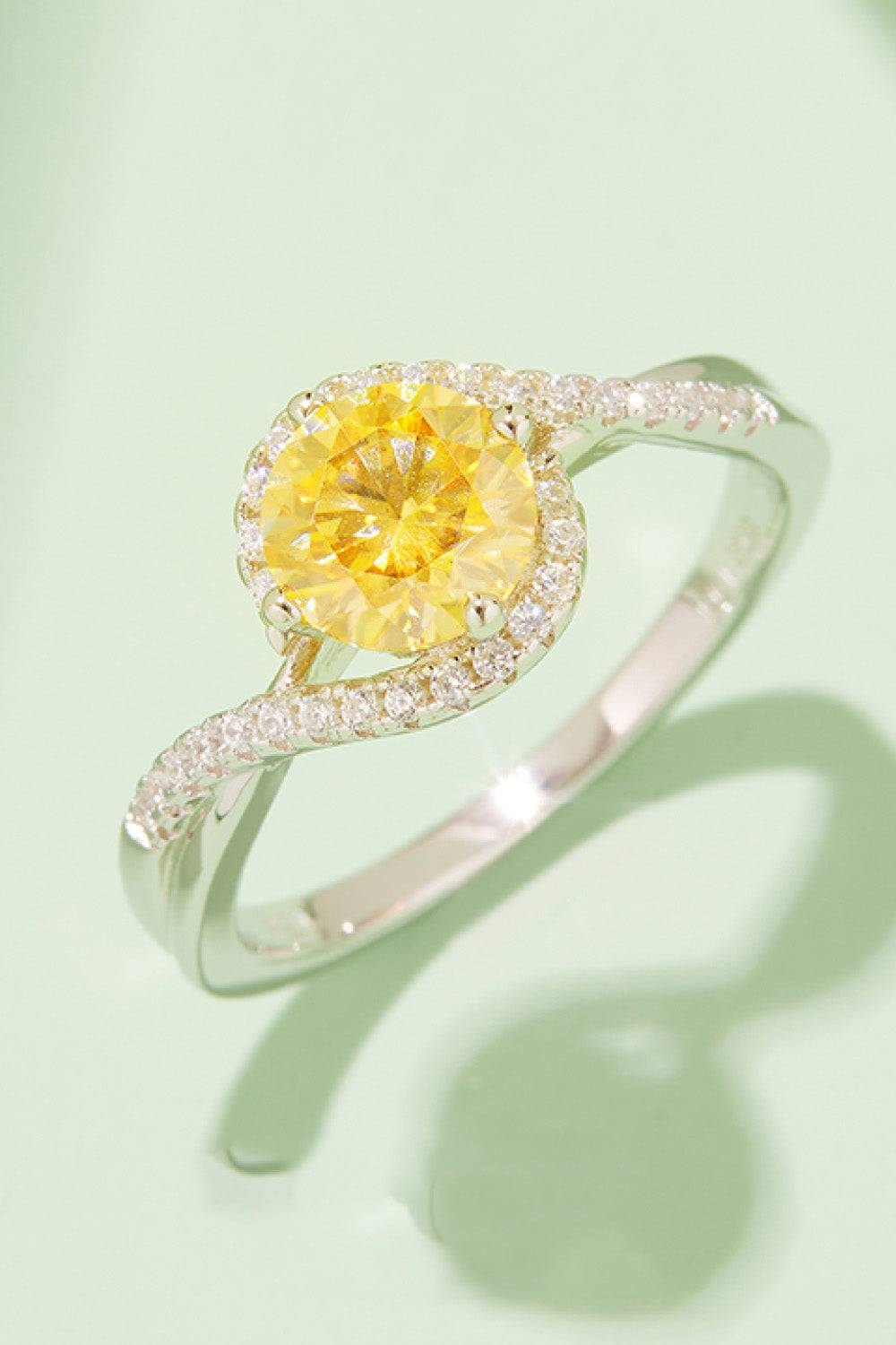 1 Carat Moissanite Contrast Lab-grown Diamond 1pc Ring 925 Sterling Silver - Gold / 9 (9)