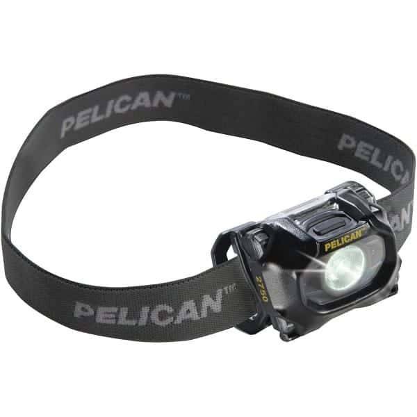 PELI 2750 Headlamp  har to lysstyrker med henholdsvis 40 og 12 brændtimer. Pandelygten vejer bare 60 gram og drives af 3 AAA batterier.