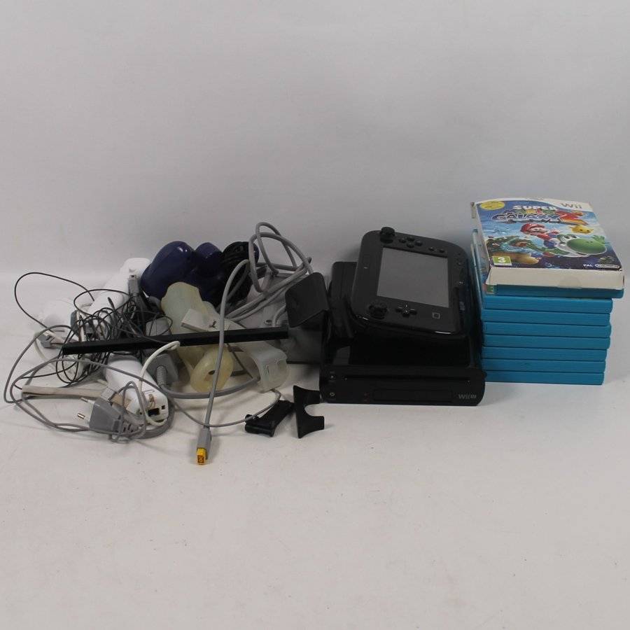Nintendo Wii U med 9st spel super mario, mario party, mario kart, Zelda mm