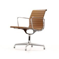 Vitra - Aluminium Group EA 108 Leather Camel 75 - Skrivebordsstole - Charles & Ray Eames - Brun