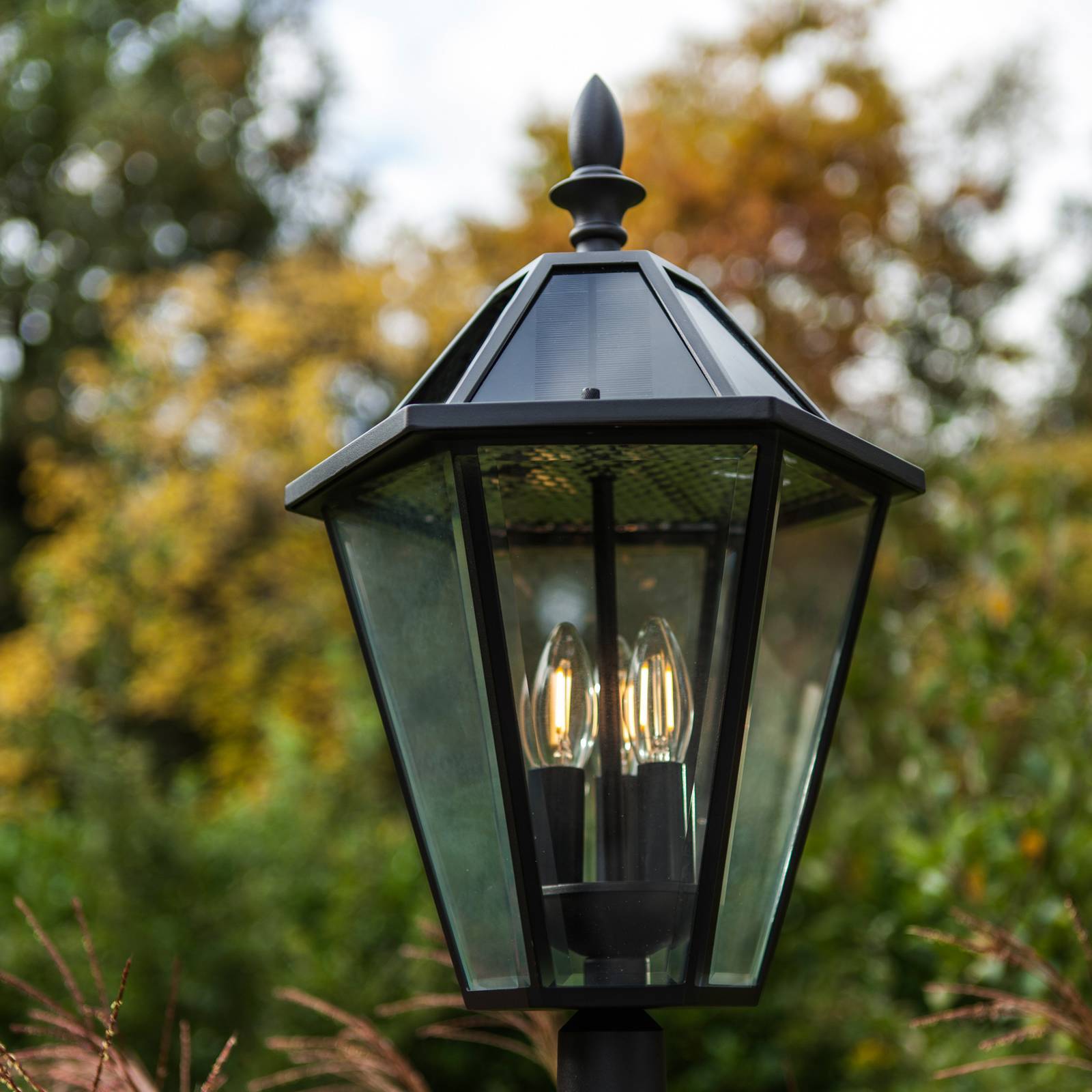 LUTEC LED-utomhuslampa för utomhusbruk LONDON, svart, höjd 227 cm, IP44 LONDON, Svart, Aluminium / grå / zink, Antik