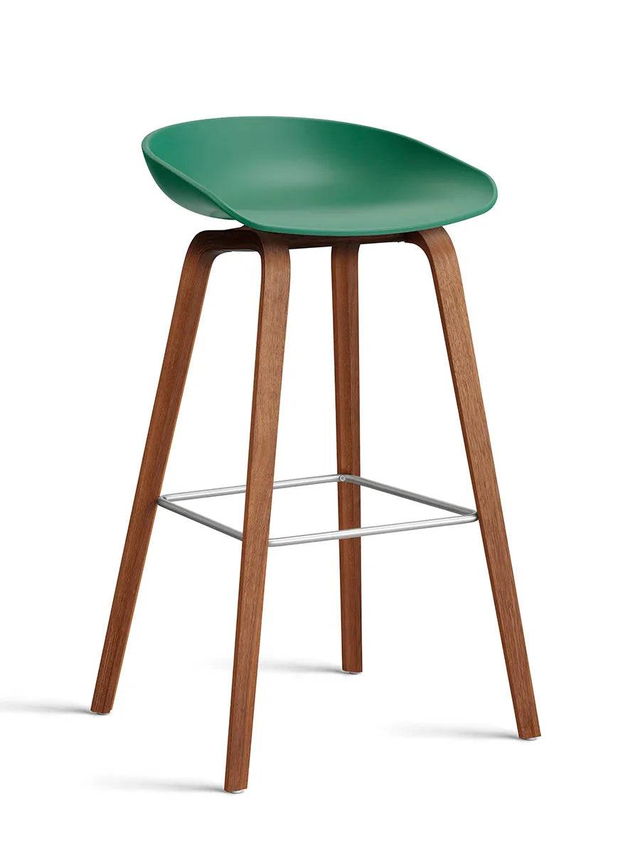 About a Stool AAS32 fra Hay Høj - B 50 x D 46 x H 74-85 cm / Teal Green / Lakeret valnød - Jacobsen Plus