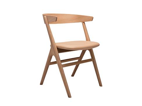 No 9 Chair i eg sæbe/Ultra Honey - Sibast Furniture
