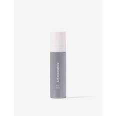 On set – Subtle glow setting spray