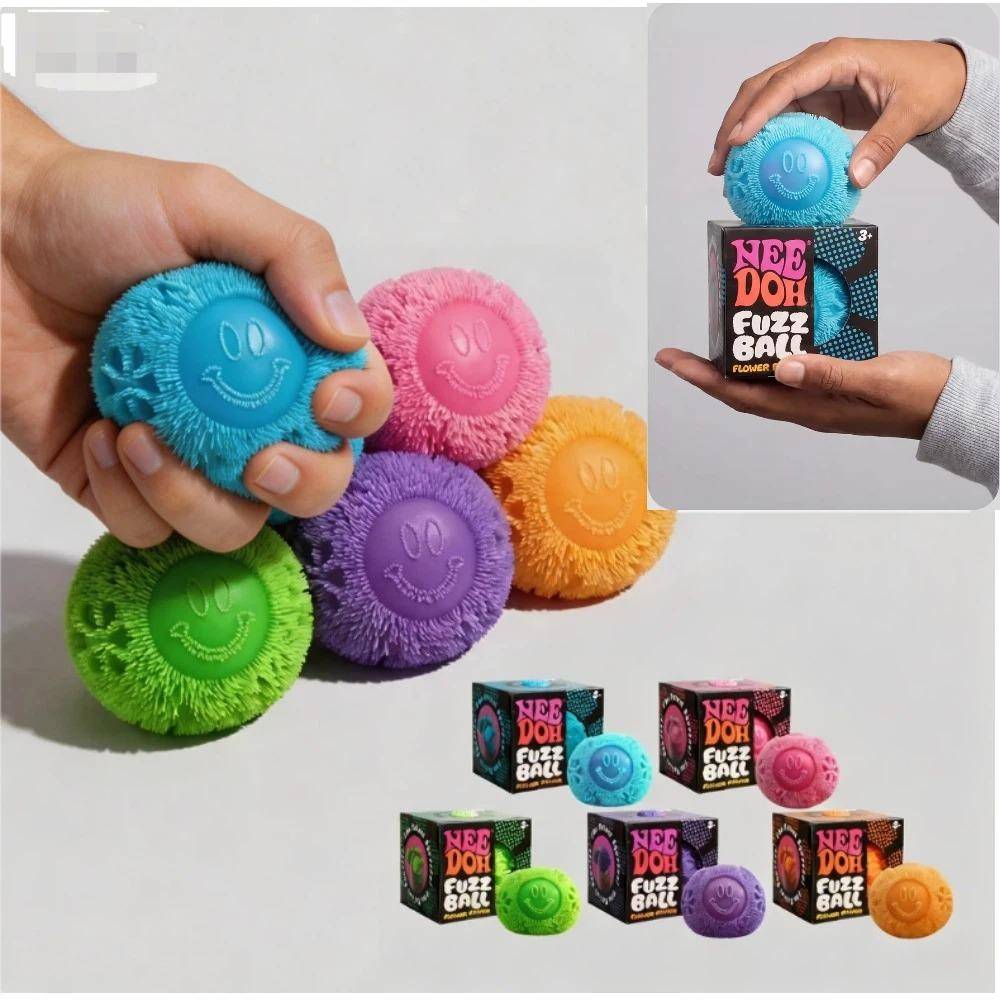 Nee Doh Fuzz Ball-serien Skrivbordsdekompressionsprydnad Stresslindrande Leksaker blindlåda för Under Pressure Fun Mjuk Stressboll presenter