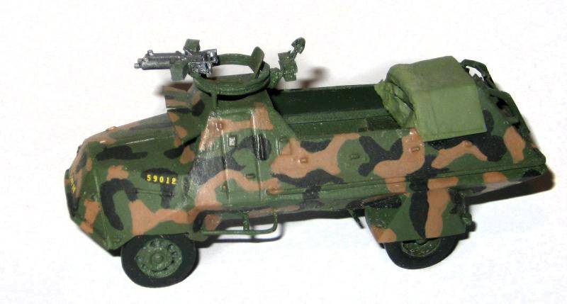 Terrängbil m/42 VKPF/SKPF 1:72