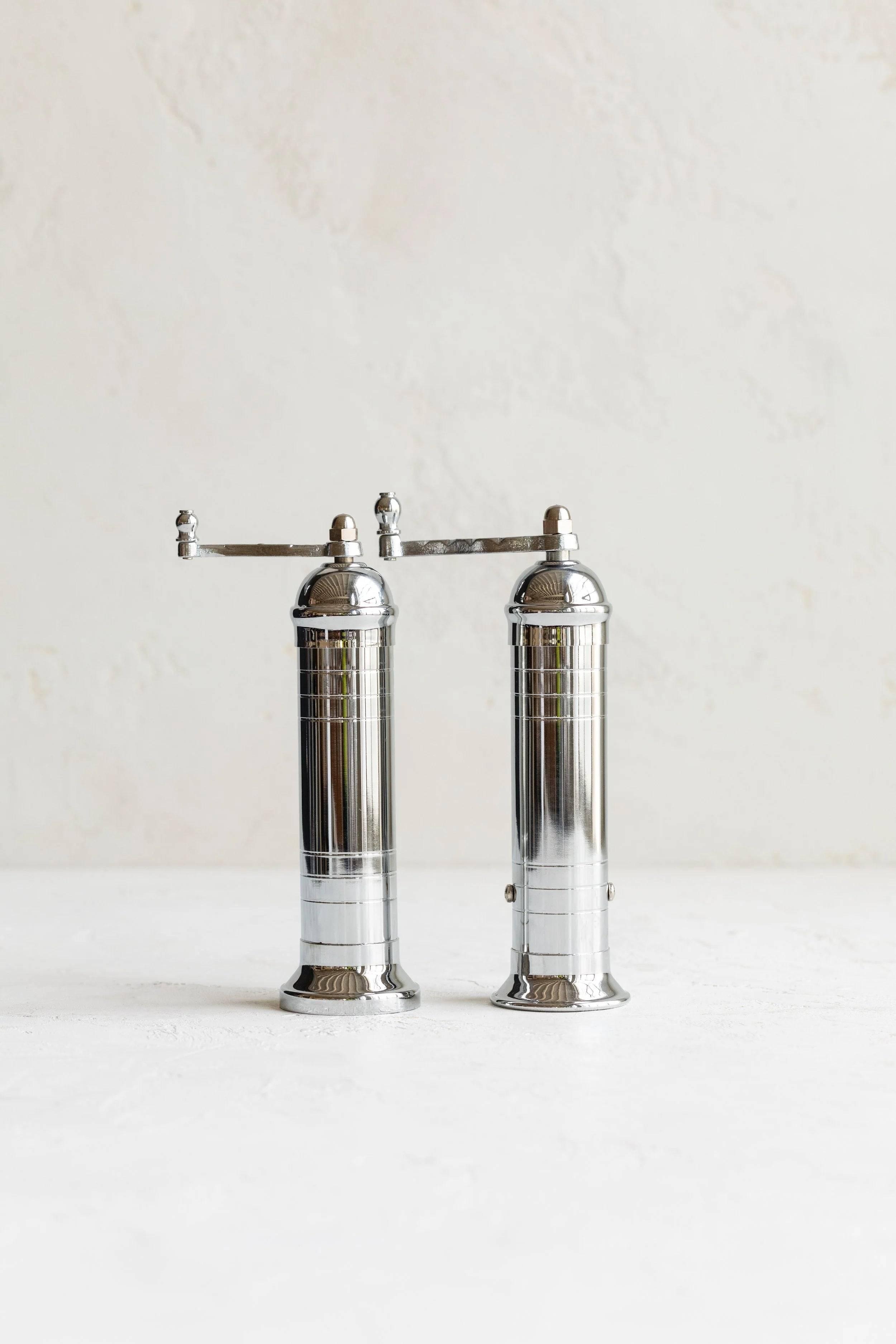 'Chrome Mill' - polerad 8" Saltkvarn, Alexander Handcrafted Mills - 8” Salt- & Pepparkvarn Set.