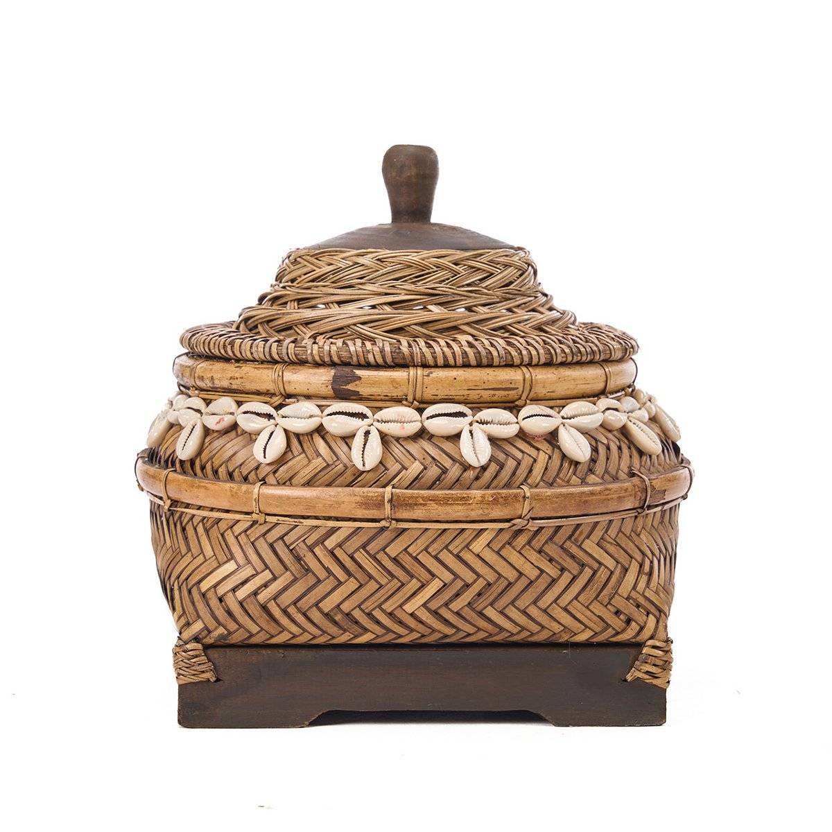 Bamboo storage box with shell detail, 25 cm - Natural Brown