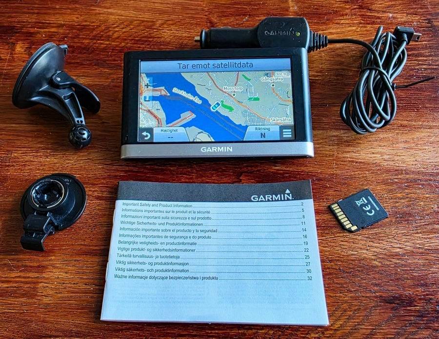 Garmin nuvi 2597LMT GPS Fria Europakartor 2027 Nyskick!: