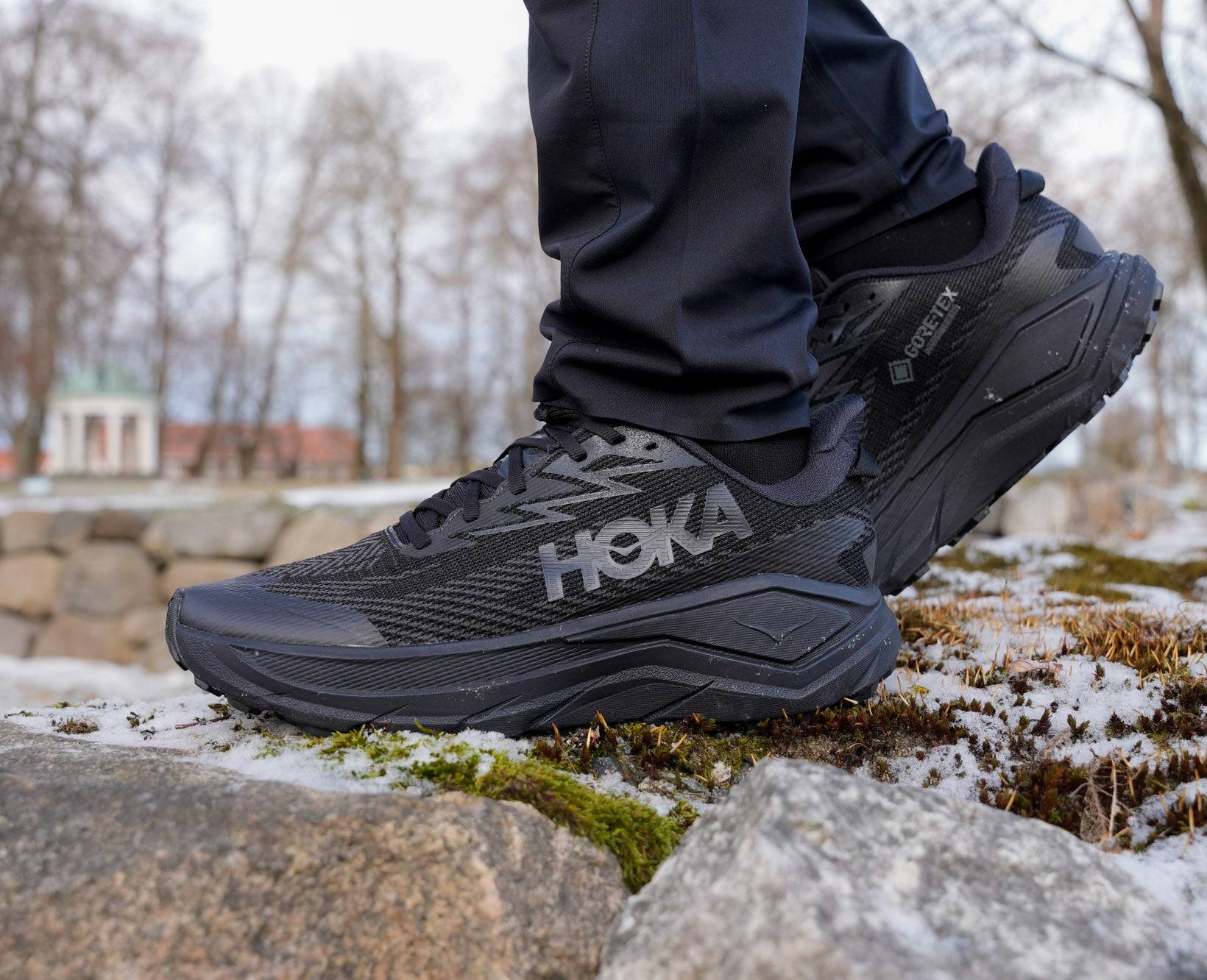 Hoka M CHALLENGER 8 GTX Black / Carbon Black, EU 46 2/3.