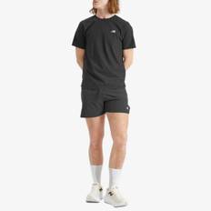 New Balance Race Day Ultra Light SS Tee Str. S Sort Herre - Letvægts T-shirt til løb