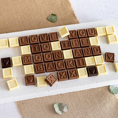 Choklad text deluxe 35 bitar