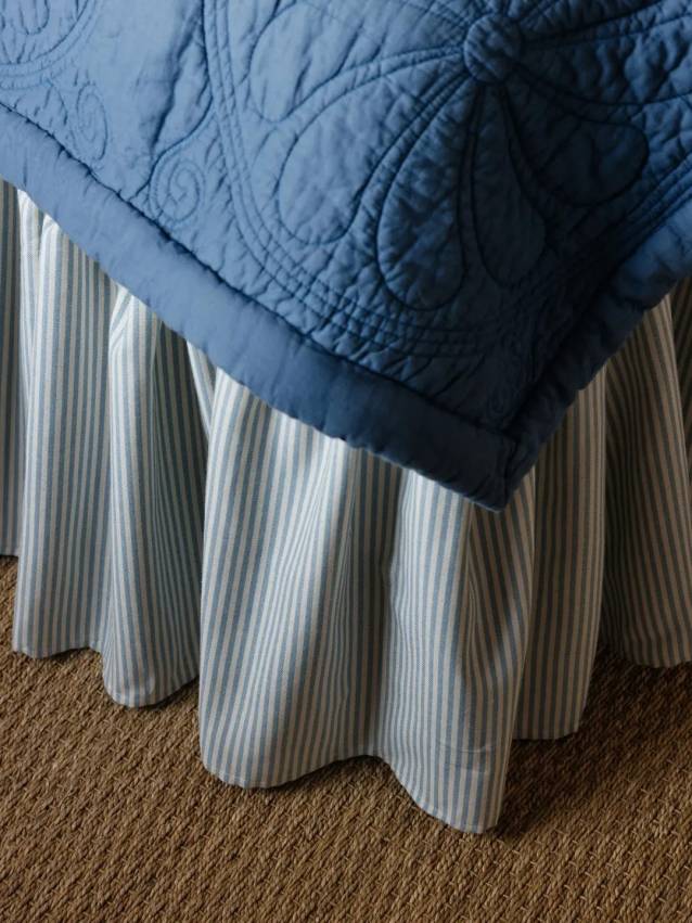 Mille Notti Laura Sängkappa Stripe Ljusblå 210x220x54 cm