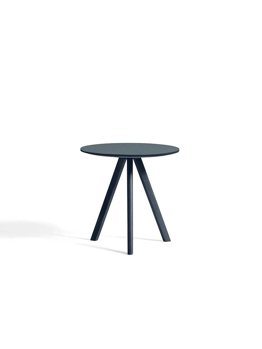 Copenhague CPH20 Sofabord, Ø50 cm fra Hay Deep Blue lakeret eg / Smokey Blue linoleum - Jacobsen Plus