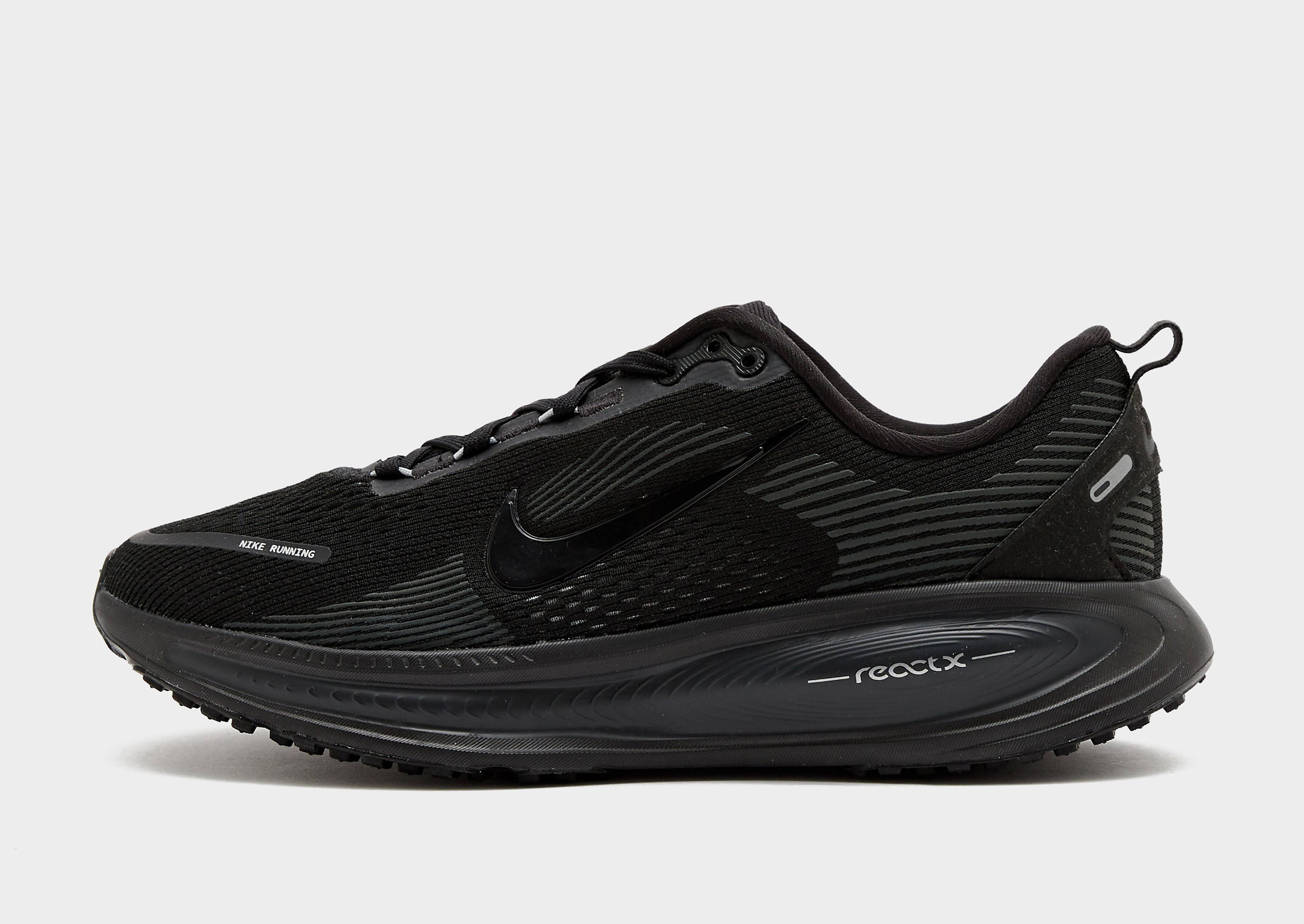 Nike Vomero 18 Junior, svart - 39