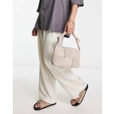 ASOS DESIGN - Beige crossbody-taske med knudehank og aftagelig crossbody-rem i flettet læder og ruskind-Brun