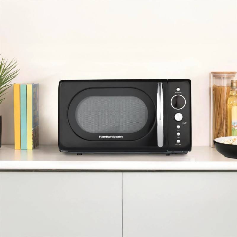 Hamilton Beach 20L Retro mikrovågsugn – svart