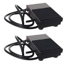 Guuzi 2pcs 12V-24V-48V-220V/10A SPDT NO NC Momentan Metallfotkontakt Halkfri Fotpedalomkopplare med 1m Kabel