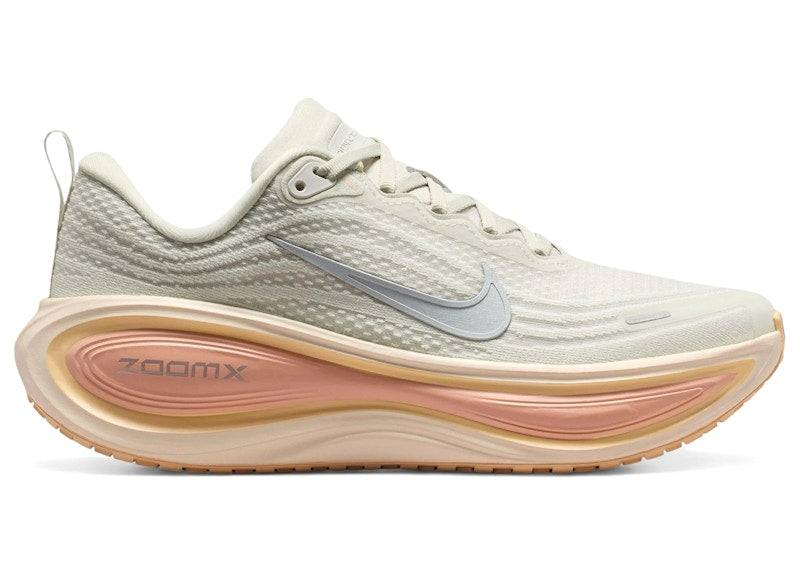 Nike Vomero Plus Light Bone Arctic Orange (Women's) - 41 / Standard