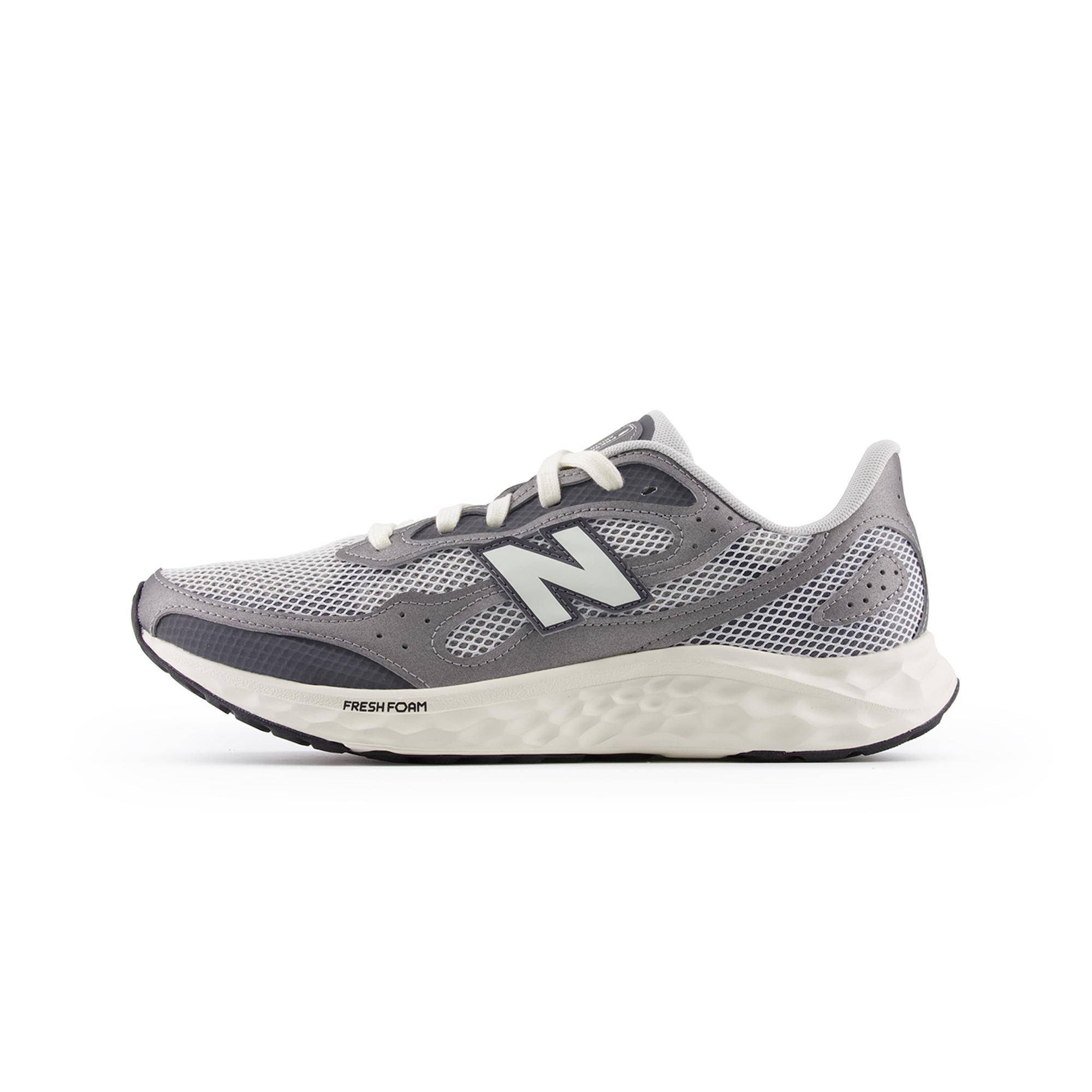 New Balance Fresh Foam Arishi v4 Tiralux Grå Materia Castlerock Herr Sneakers Skiffergrå MARISTG4 45