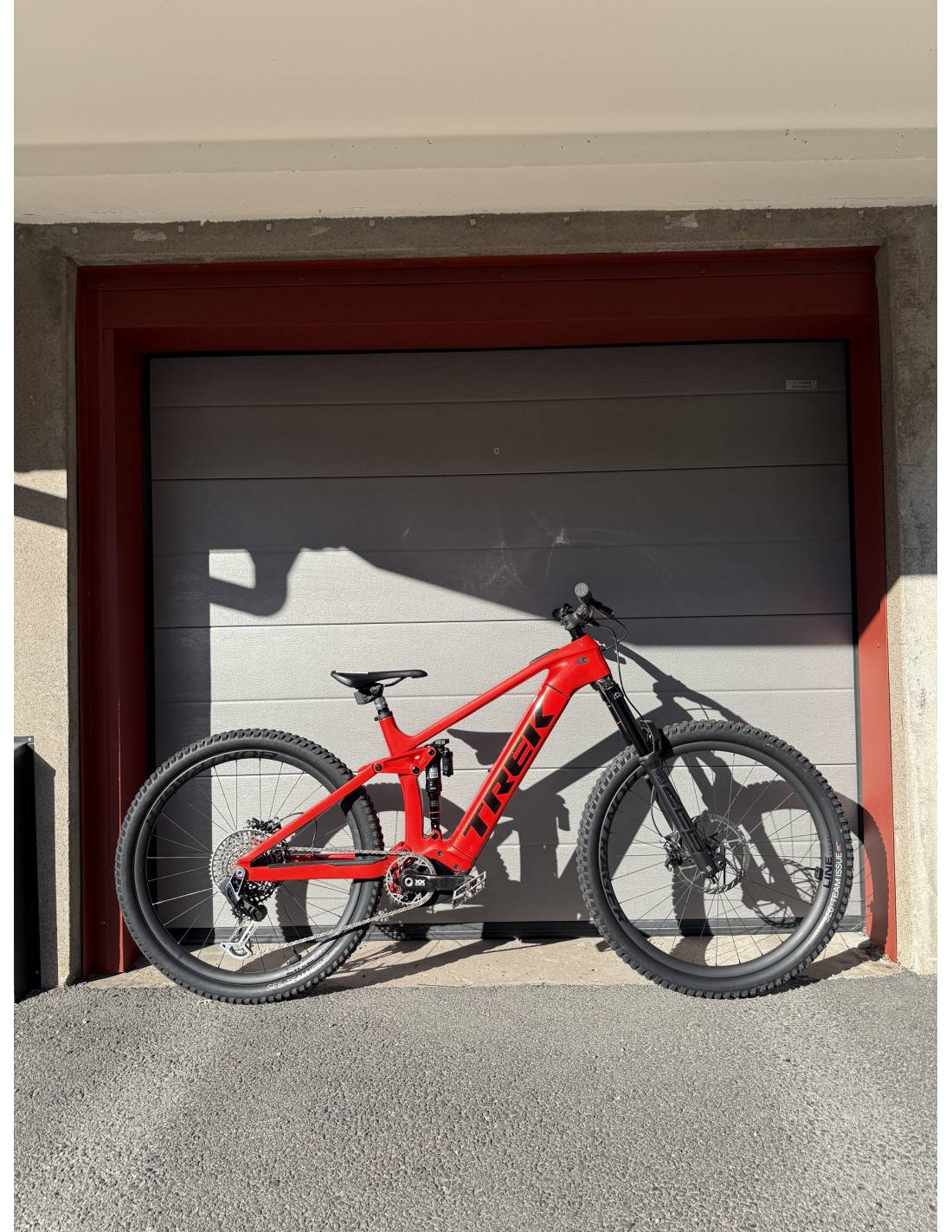 Begagnad Trek Rail 9.9 XX AXS T-Type Gen 4 Lava Large