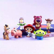 Disney 8st Toy Story Character PVC Figurset - Fantasy Toy Story, Toy Case & Toy Accessories Collection, inklusive Bear, Woody, Buzz & More - Perfekt f - Multifärgad (8 st kombinationspaket,Rosa björn,nasse,cowboy,Stor Vit,Dinosaurie,Tre ögon,ponny,Red Hat)