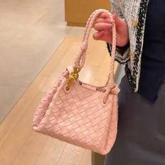 Niche Design Woven Bucket Bag, Höst/Vinter Ny High-End Känsla Basket Tote Bag, Mångsidig Axel- & Crossbody-Väska - Rosa