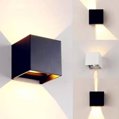 Cubo Led Wall Light: Svart