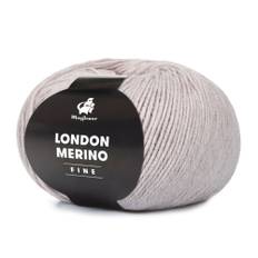 Mayflower London Merino Fine 004 Strandsand Indhold:100% Ren ny uld Vægt/længde:50 g = 175 m Anbefalede pinde:3 mm Strikkefasthed:10 cm x 10 cm = 28 m x 42 r Vask: Kan vaskes på skånsom maskinvask, maks. 30ºC / Tørres fladt .
