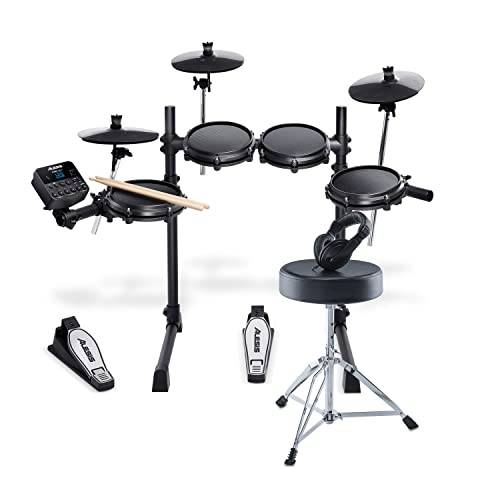 Alesis Drums Turbo Mesh Kit – Digitalt trumset/trummor i 7 delar med stålställ, 100+ ljud samt 30 ljudspår & Alesis Drum Essentials Bundle – Komplett tillbehörspaket för elektroniskt trumset