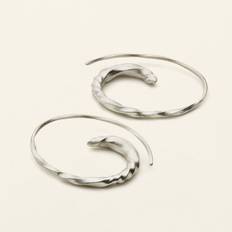 Flow small asymmetric hoops