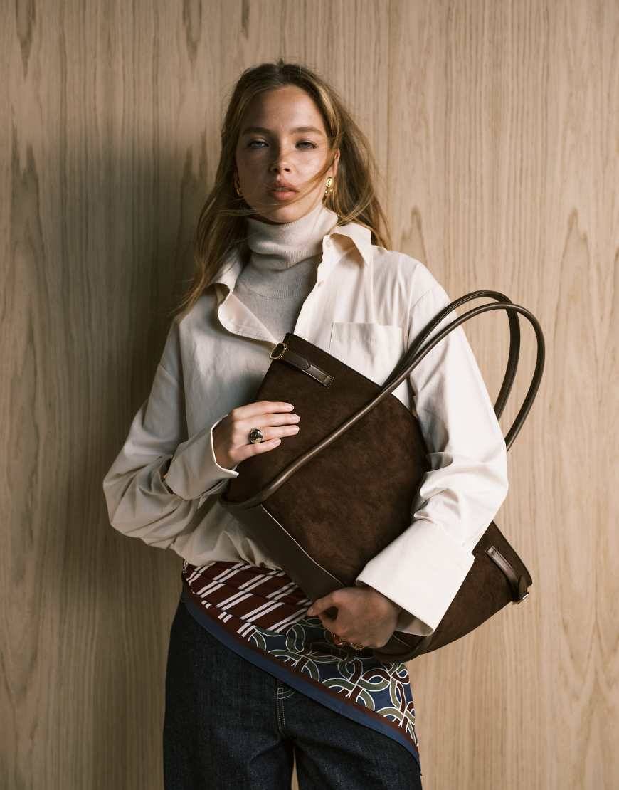ASOS DESIGN - Chokoladebrun tote-taske med bælte i imiteret ruskind - No Size