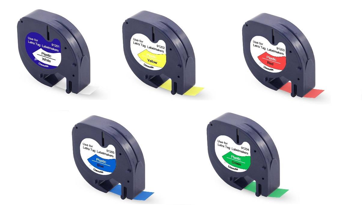 Sampack med 5 styk Dymo LetraTAG Tape i Hvid-Blå-Gul-Rød og Grøn på plast Tape i 12mm x 4m.