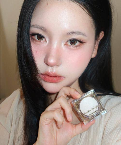 [Canmake] Moon Glow Highlighter