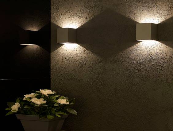 Max cube væglampe G9 - blank rød / Opal glas plade