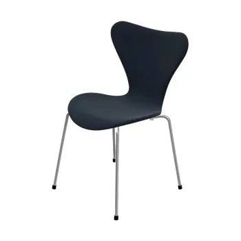 3107 Serie 7, fuldpolstret af Arne Jacobsen Remix / 783 Mørk aubergine - Jacobsen Plus