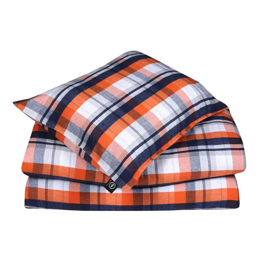 Påslakanset Lindvallen Orange/Blå 150x210 cm – Återvunnet flanellbäddset By Wille