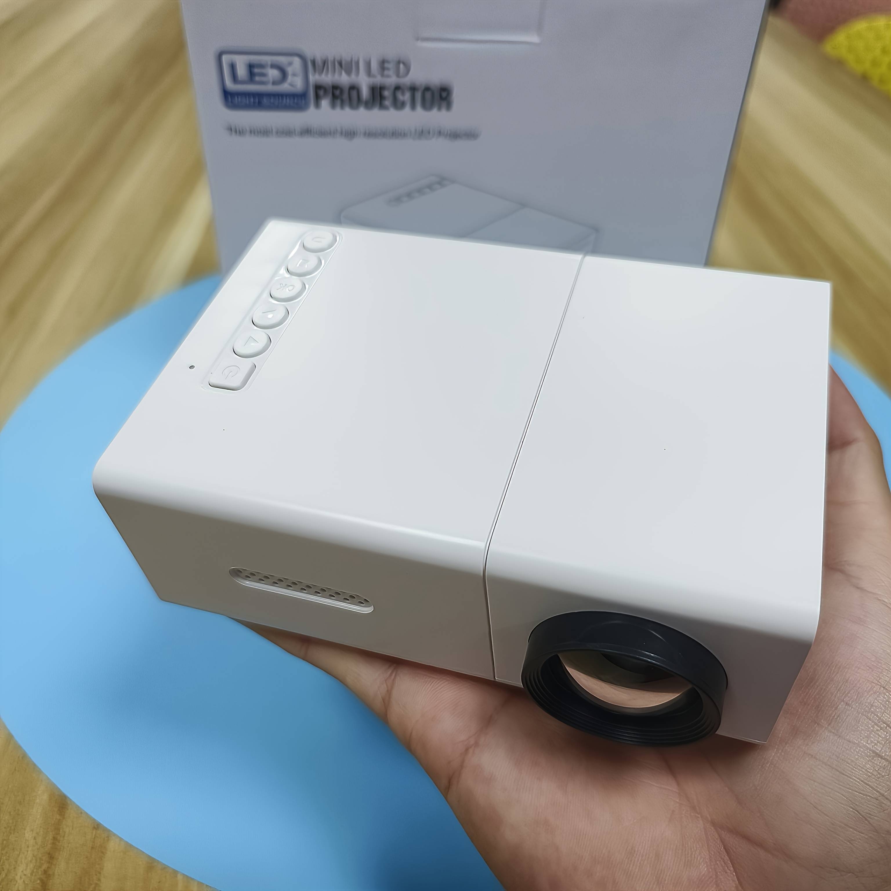 TEMU Aoc Q1 Portable Home Theater Projector, Projector, Smart Projector, , Compatible With Ios, , - Includes Remote Control, Ideal For Smartphone/tablet/laptop, Perfect For Home