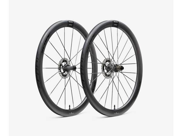 Scope Artech 4.A disc hjulset 700c 45 mm Shimano body black decals